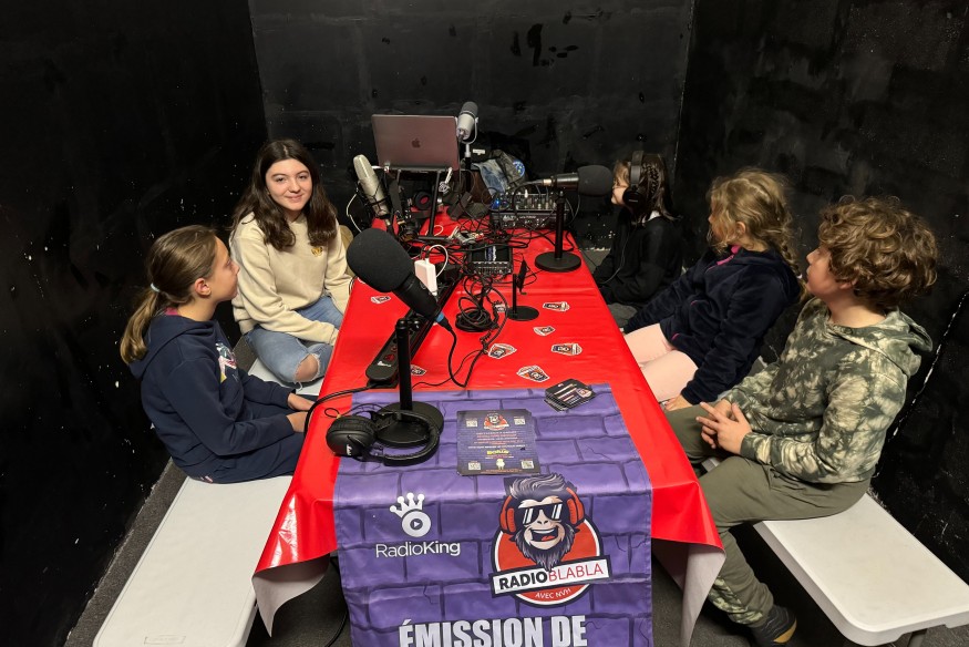 MERCREDI 6 DECEMBRE 2023 EMISSION AVEC LES MOUSSAILLONS DE LA RÉCRÉ DES PIRATES À ROMORANTIN